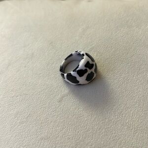 Cow print ring